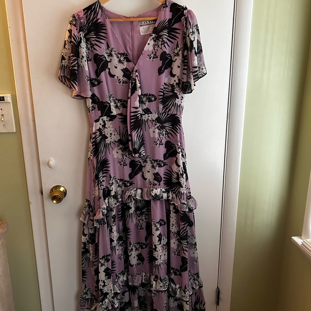 Leilani Viva Aviva Floral Print V-Neck Dress